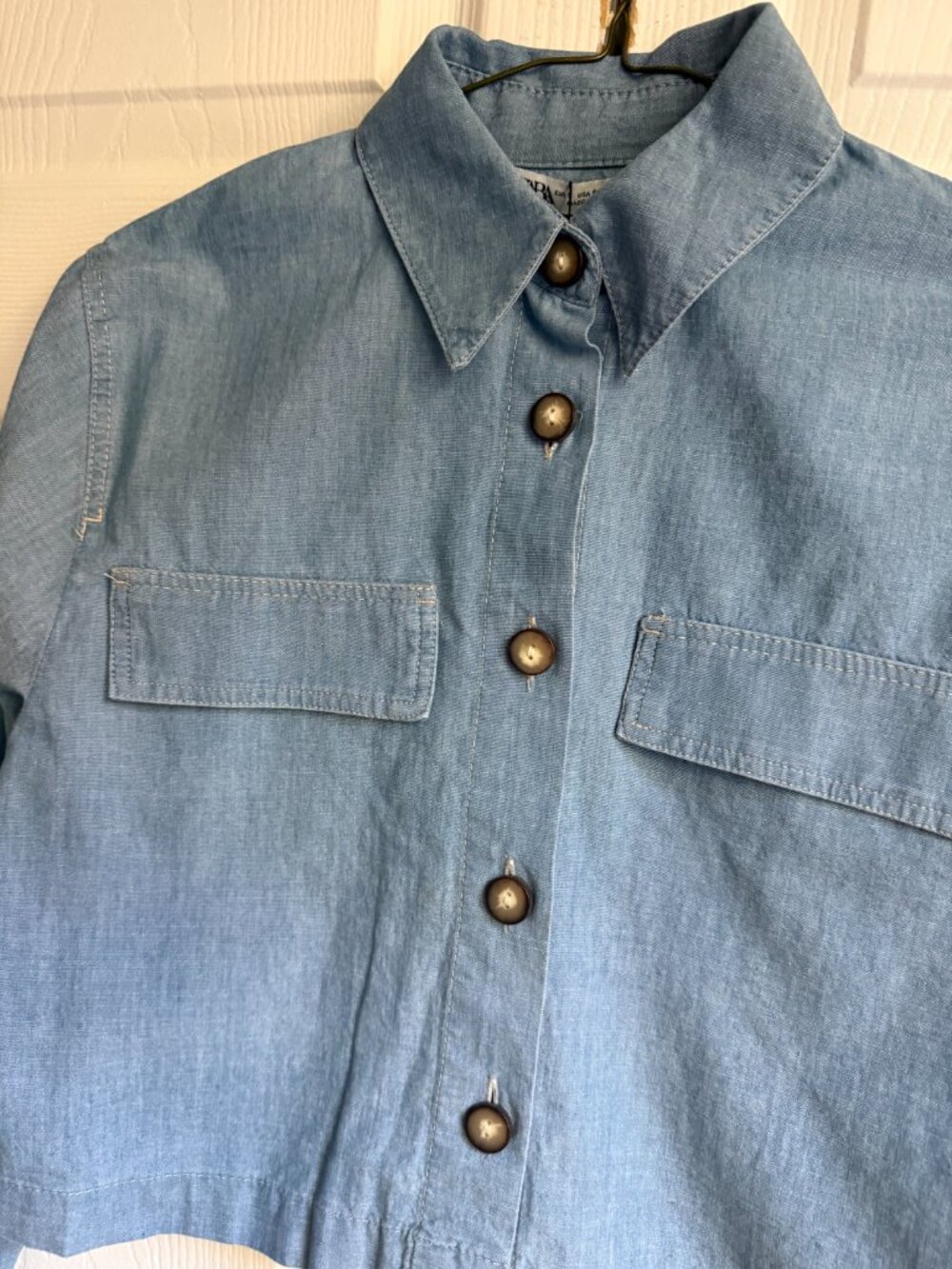 Cropped chambray shirt - Picture 6 of 11